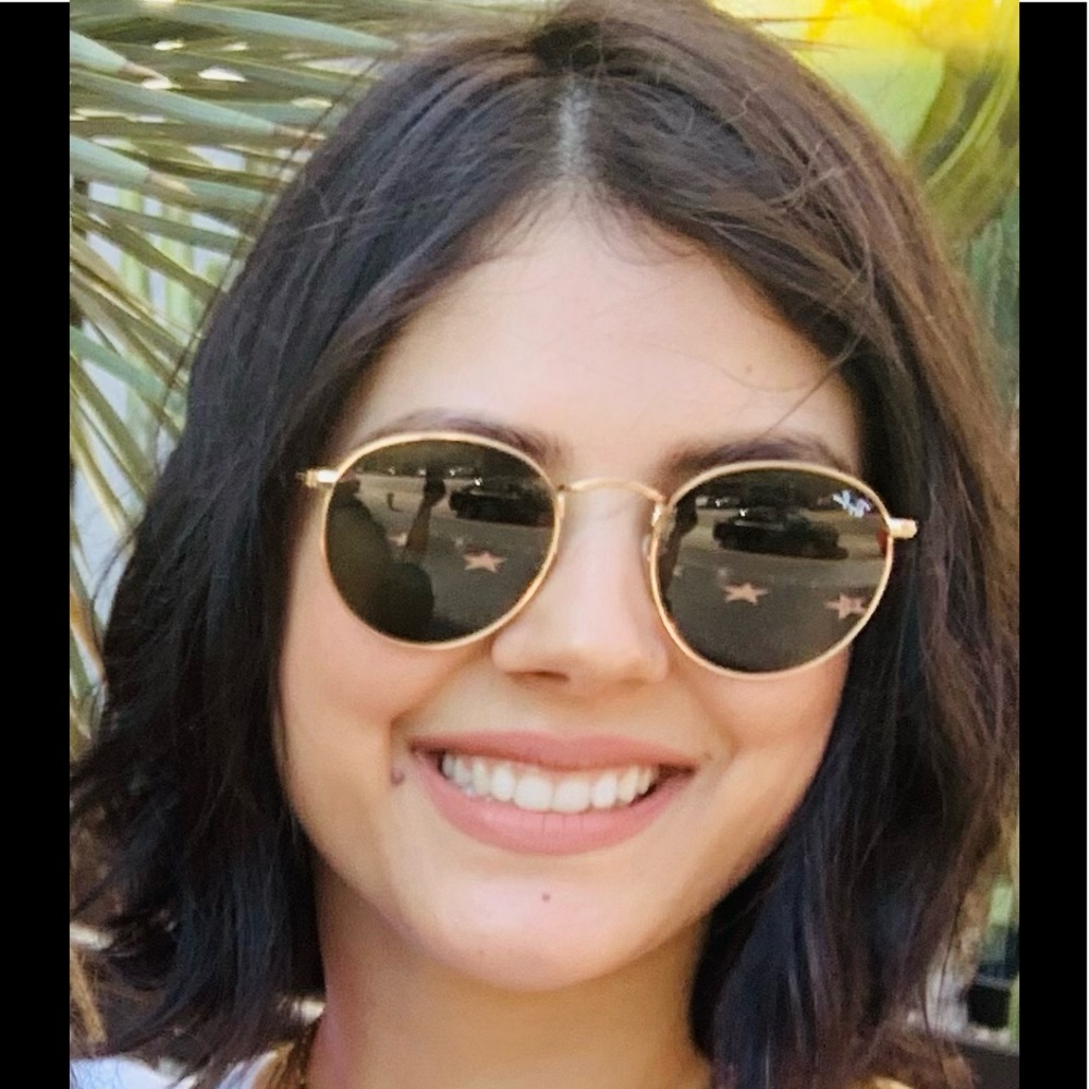 Meet your Posher, Neha